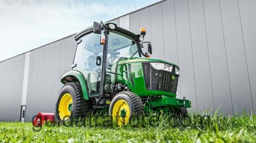 John Deere 3033R recensioni e scheda tecnica